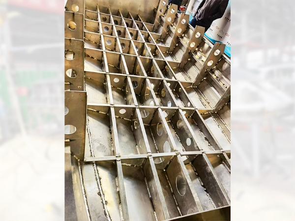 規(guī)范高強度的內(nèi)部結構