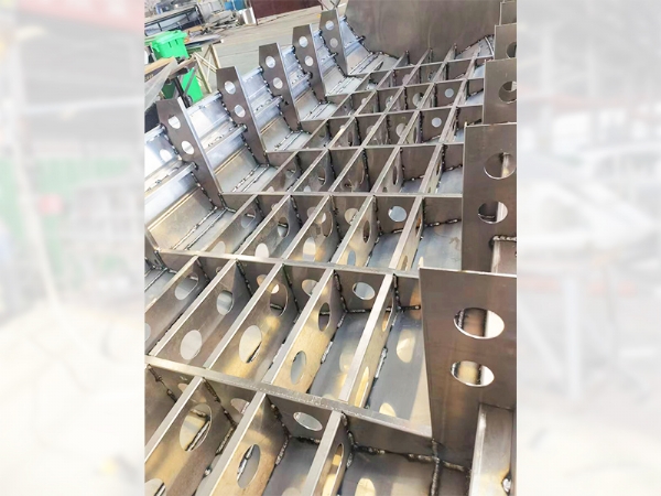 規(guī)范高強度的內(nèi)部結構